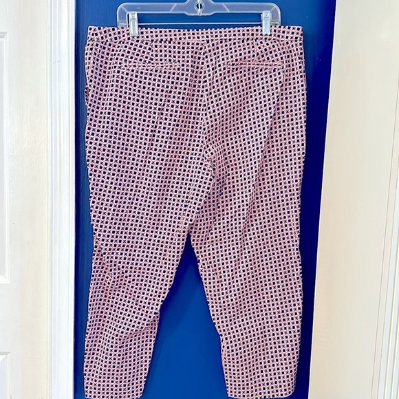 Women’s Counterpart Cropped Pink & Black Lattice Print Pants Size 16 - Picture 4 of 6